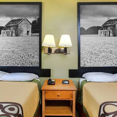 Super 8 By Wyndham Sherman Exterior photo