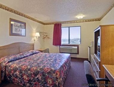 Super 8 By Wyndham